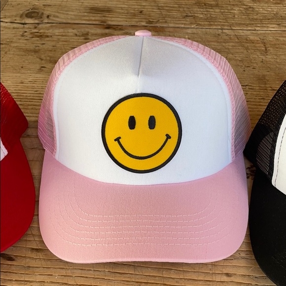 Happy face Trucker Hat NEW - Picture 9 of 17